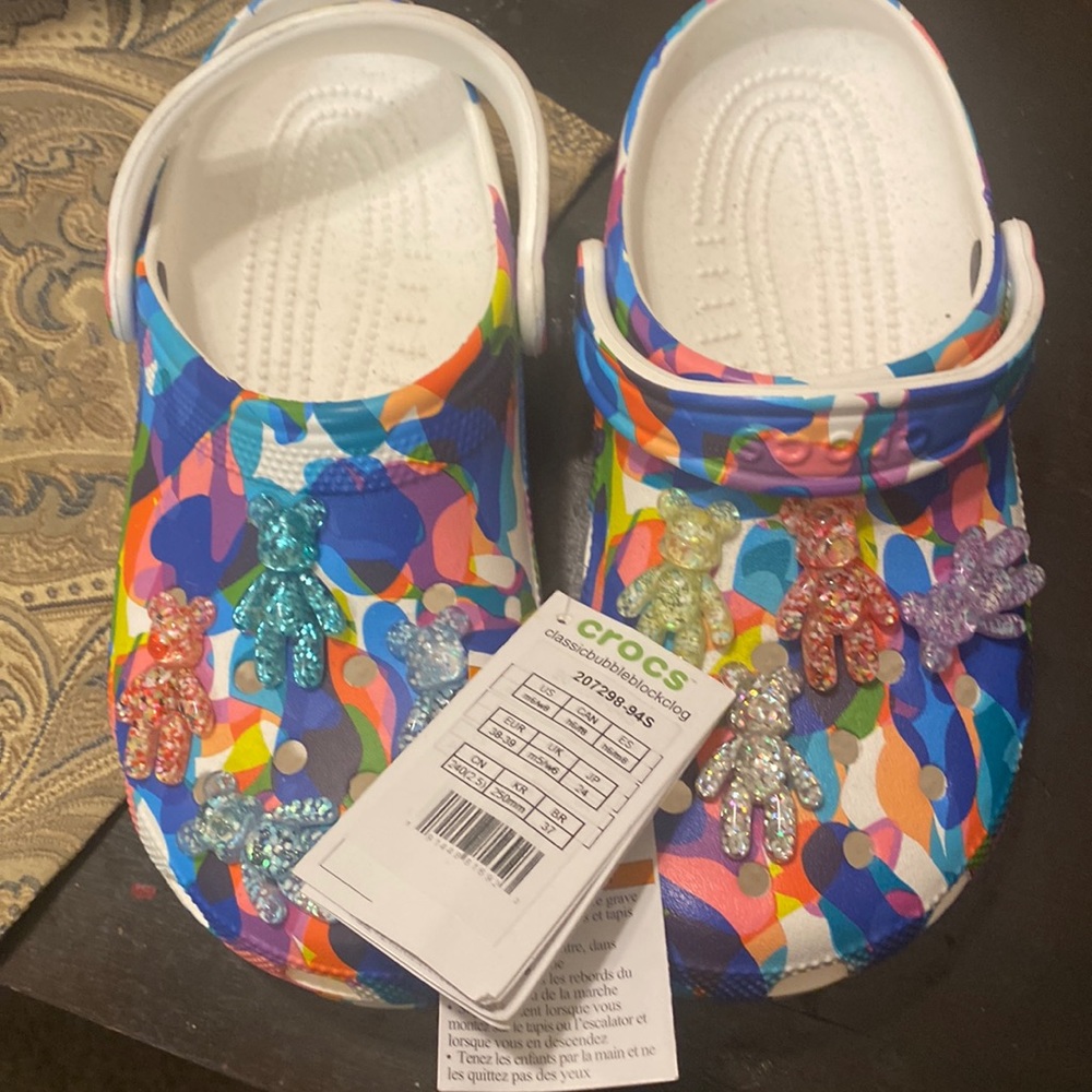 New classic bubble block crocs